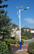 道路太陽(yáng)能路燈:怎么選擇瓦數(shù)？