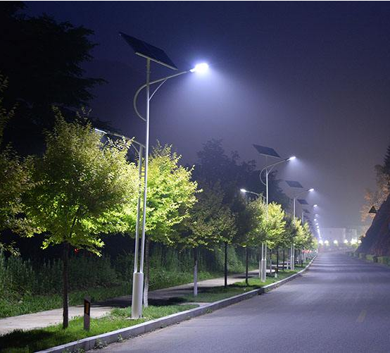 農(nóng)村安裝太陽(yáng)能路燈有什么好處？